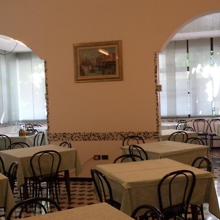 Hotel Villa Podgora Rimini Luaran gambar