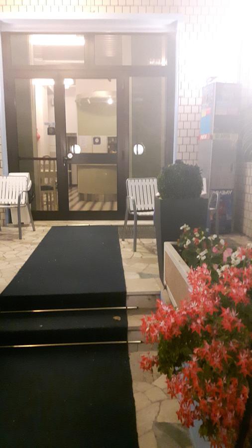 Hotel Villa Podgora Rimini Luaran gambar